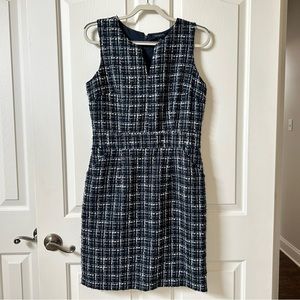 Banana Republic 10 Blue Tweed Dress with Pockets